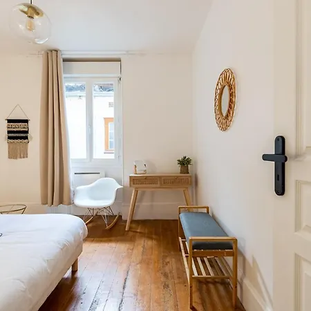 Les Ducs De Bourgogne Apartment Dijon